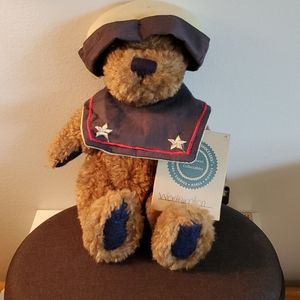 NWT Boyds bear..Worthington